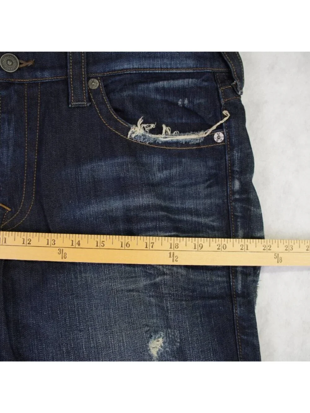 True Religion Mens Ricky Relaxed Straight Distressed Blue Denim Jeans Size 36x33
